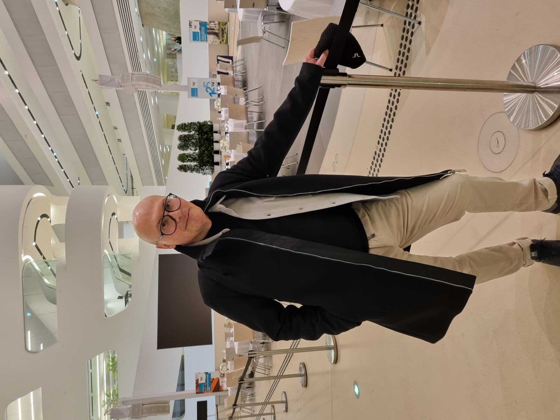 Dr. Furti